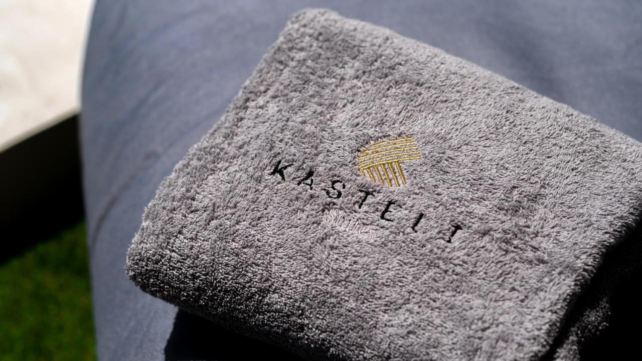 Kasteli Suites بيريفولّوس المظهر الخارجي الصورة