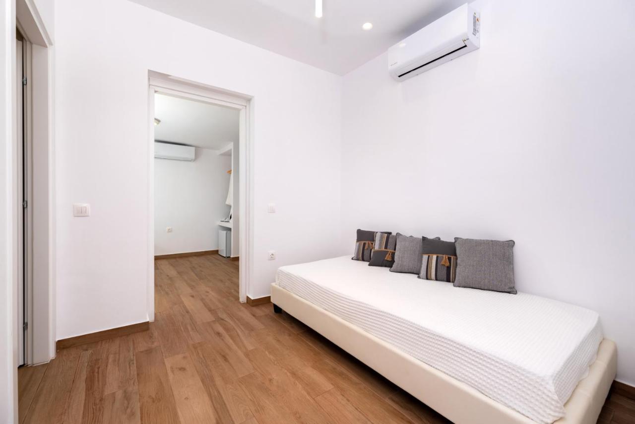 Kasteli Suites بيريفولّوس المظهر الخارجي الصورة